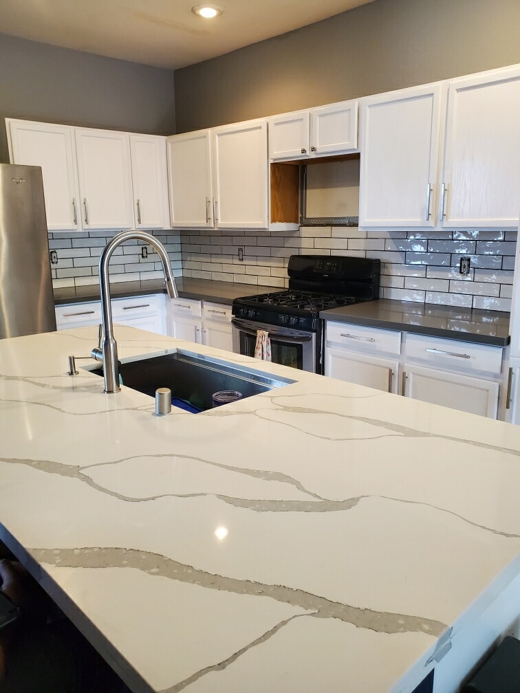 Stone Depot Granite Kitchen Countertops Remnant Quartz Pieces in Reno ...